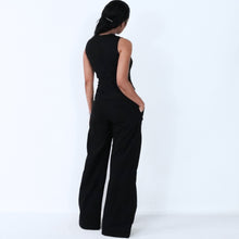 Load image into Gallery viewer, Black Sleeveless Fitted Top | Cotton | ALPHONSINA